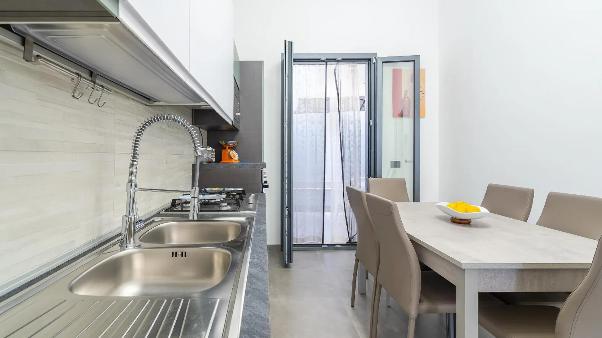Erre House Apartment Avola